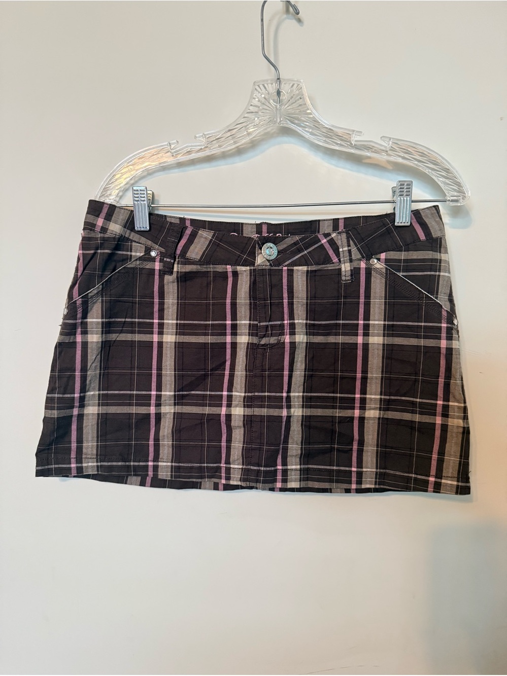 One Tuff Babe (OTB) mini skirt Y2K-era  "preppy schoolgirl" low-rise Sz 7/8